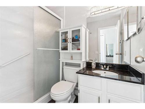 75 Woodglen Road Sw, Calgary, AB - Indoor Photo Showing Bathroom