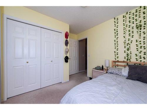 154 Bridlewood Court Sw, Calgary, AB - Indoor Photo Showing Bedroom