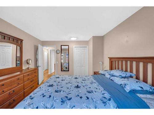 71 Martindale Close Ne, Calgary, AB - Indoor Photo Showing Bedroom