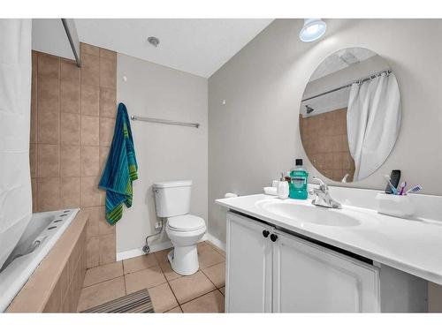 71 Martindale Close Ne, Calgary, AB - Indoor Photo Showing Bathroom