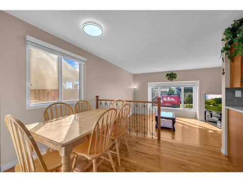 71 Martindale Close Ne, Calgary, AB - Indoor Photo Showing Dining Room