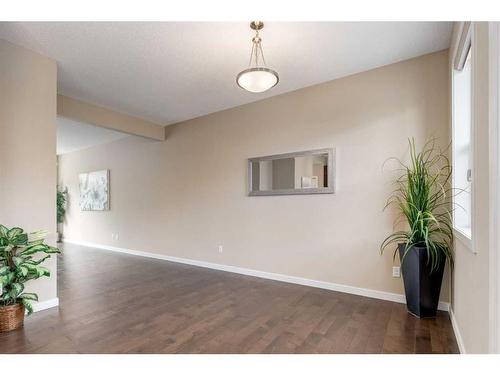 604-10 Auburn Bay Avenue Se, Calgary, AB - Indoor Photo Showing Other Room