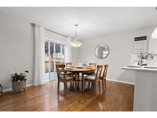 54 Royal Birkdale Crescent Nw, Calgary, AB - Indoor Photo Showing Dining Room