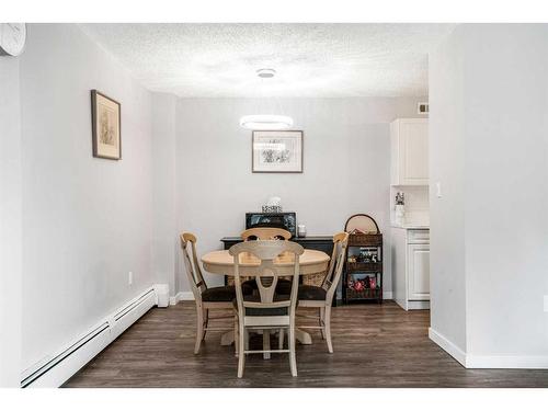 236-820 89 Avenue Sw, Calgary, AB - Indoor Photo Showing Dining Room