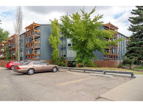 236-820 89 Avenue Sw, Calgary, AB - Outdoor