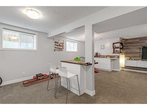 58 Cranberry Mews Se, Calgary, AB - Indoor Photo Showing Other Room