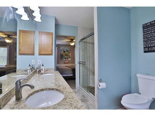 96 Tuscany Ravine Crescent Nw, Calgary, AB - Indoor Photo Showing Bathroom