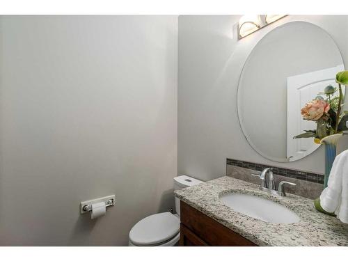 318 Mahogany Manor Se, Calgary, AB - Indoor Photo Showing Bathroom