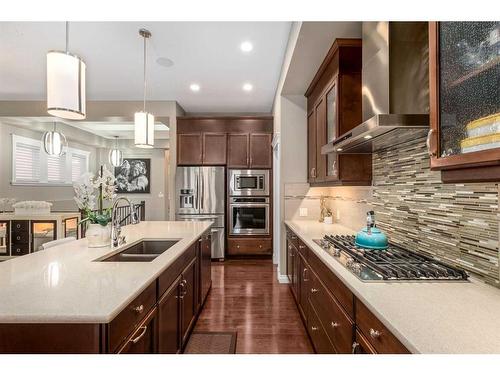 318 Mahogany Manor Se, Calgary, AB - Indoor Photo Showing Kitchen With Stainless Steel Kitchen With Double Sink With Upgraded Kitchen