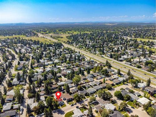 1315 105 Avenue Sw, Calgary, AB - Outdoor With View