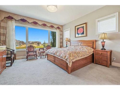 42 Waters Edge Drive, Heritage Pointe, AB - Indoor Photo Showing Bedroom