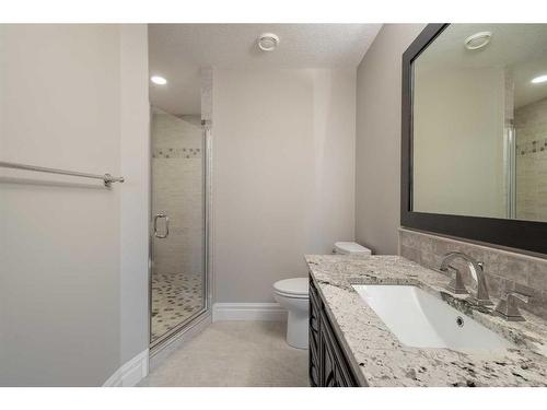 42 Waters Edge Drive, Heritage Pointe, AB - Indoor Photo Showing Bathroom