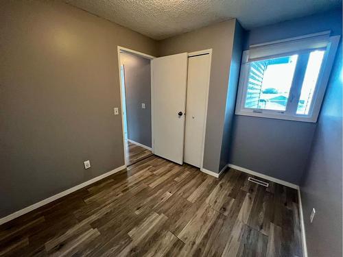 29 Falshire Terrace Ne, Calgary, AB - Indoor Photo Showing Other Room