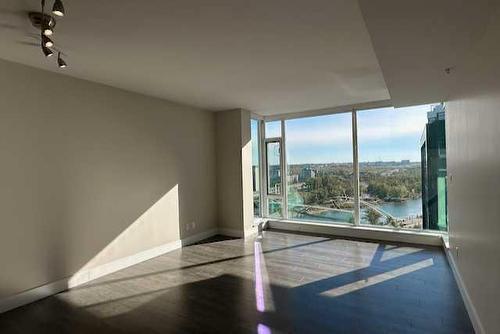 1505-519 Riverfront Avenue Se, Calgary, AB - Indoor Photo Showing Other Room