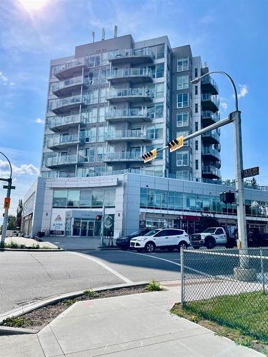 407-2505 17 Avenue Sw, Calgary, AB - Outdoor With Balcony With Facade