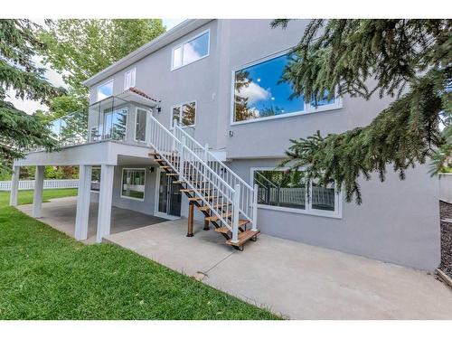 40 Patterson Rise Sw, Calgary, AB - Outdoor