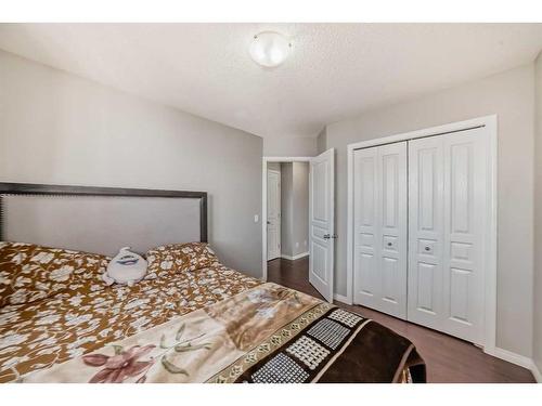 953 Taradale Drive Ne, Calgary, AB - Indoor Photo Showing Bedroom