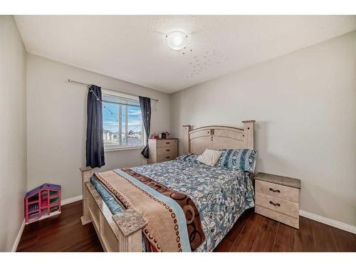 953 Taradale Drive Ne, Calgary, AB - Indoor Photo Showing Bedroom