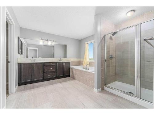 34 Panton Bay Nw, Calgary, AB - Indoor Photo Showing Bathroom