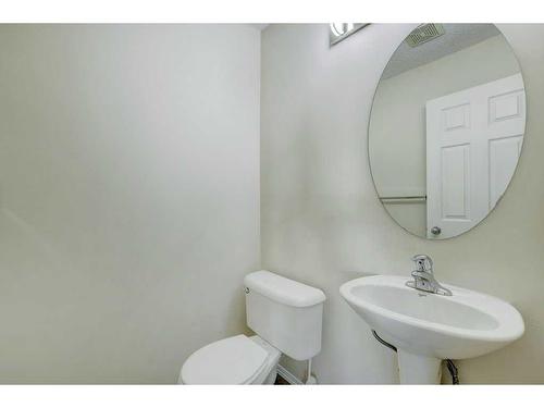 198 Panatella Park Nw, Calgary, AB - Indoor Photo Showing Bathroom