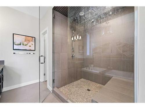 2234 27 Street Sw, Calgary, AB - Indoor Photo Showing Bathroom