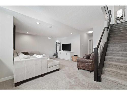 2234 27 Street Sw, Calgary, AB - Indoor