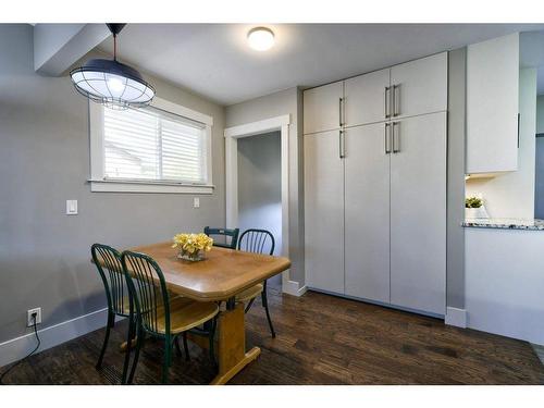 4804 Worcester Drive Sw, Calgary, AB - Indoor Photo Showing Dining Room