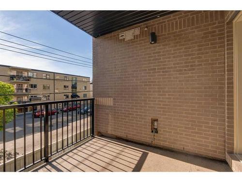 207-823 5 Avenue Nw, Calgary, AB - Outdoor With Balcony With Exterior