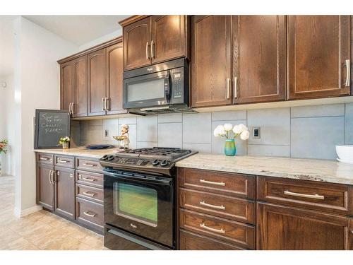 58 Sage Berry Way Nw, Calgary, AB - Indoor Photo Showing Kitchen