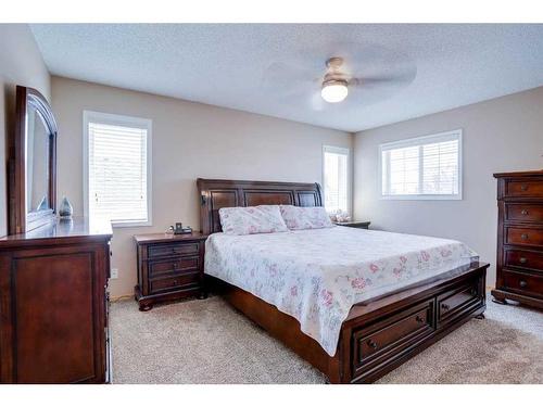 205 Coral Springs Close Ne, Calgary, AB - Indoor Photo Showing Other Room