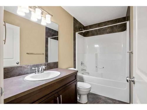 60 Westmount Way, Okotoks, AB - Indoor Photo Showing Bathroom