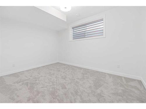 2406 35 Street Sw, Calgary, AB - Indoor Photo Showing Other Room