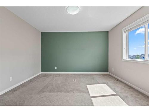 91 Nolancrest Circle Nw, Calgary, AB - Indoor Photo Showing Other Room