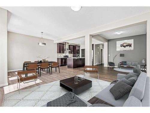 91 Nolancrest Circle Nw, Calgary, AB - Indoor Photo Showing Living Room