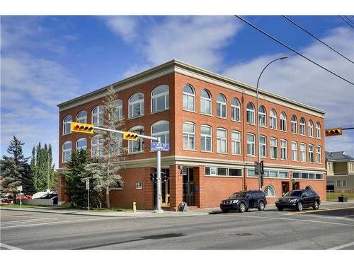 209-812 8 Street Se, Calgary, AB - Outdoor With Facade