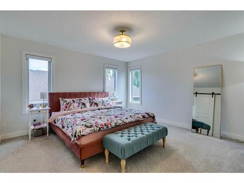 354 Mountain Park Drive Se, Calgary, AB - Indoor Photo Showing Bedroom