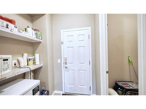 84 Cityscape Grove Ne, Calgary, AB - Indoor Photo Showing Laundry Room