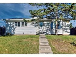 1640 76 Avenue SE Calgary, AB T2C 1W8