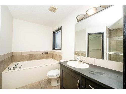 415 Cranston Drive Se, Calgary, AB - Indoor Photo Showing Bathroom