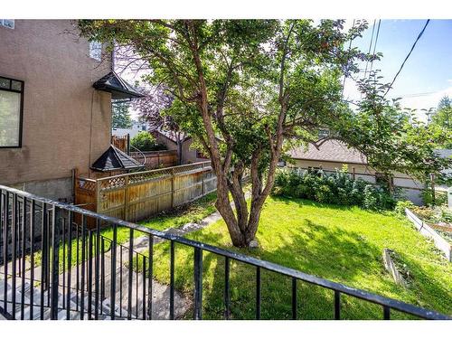 2419 7 Avenue Nw, Calgary, AB - Outdoor