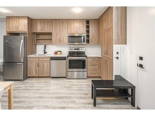 1110-350 Livingston Common Ne, Calgary, AB - Indoor Photo Showing Kitchen With Stainless Steel Kitchen