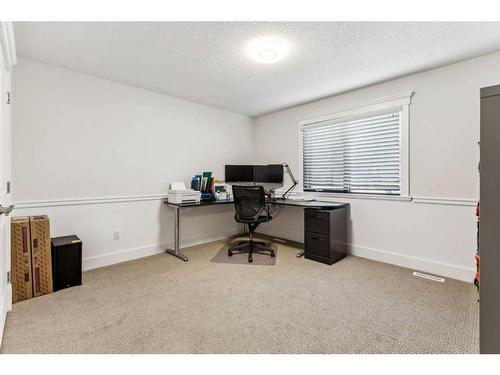 1934 47 Avenue Sw, Calgary, AB - Indoor Photo Showing Office