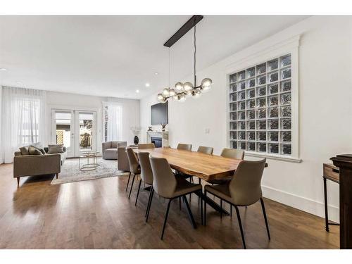 1934 47 Avenue Sw, Calgary, AB - Indoor Photo Showing Dining Room