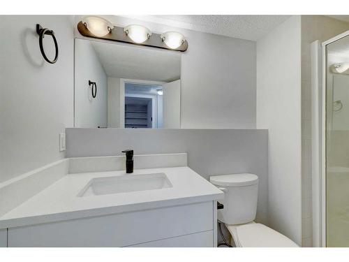 126 Springs Court Se, Airdrie, AB - Indoor Photo Showing Bathroom