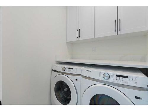 1112A Regent Crescent Ne, Calgary, AB - Indoor Photo Showing Laundry Room