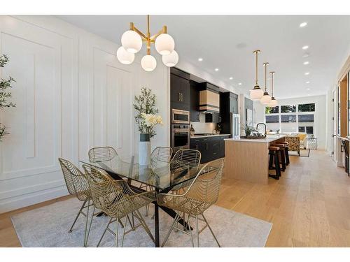 1112A Regent Crescent Ne, Calgary, AB - Indoor Photo Showing Dining Room