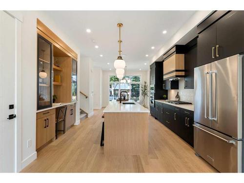 1112A Regent Crescent Ne, Calgary, AB - Indoor Photo Showing Kitchen With Stainless Steel Kitchen With Upgraded Kitchen