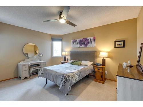 151 Riverview Circle Se, Calgary, AB - Indoor Photo Showing Bedroom