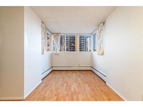 413-738 3 Avenue Sw, Calgary, AB - Indoor Photo Showing Other Room