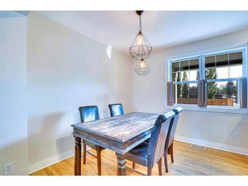 2266 Passchendaele Avenue Sw, Calgary, AB - Indoor Photo Showing Dining Room